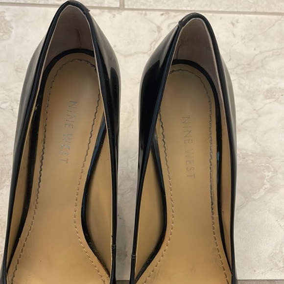Nine West Ambitious Black Patton Leather Pumps - Picture 5 of 8